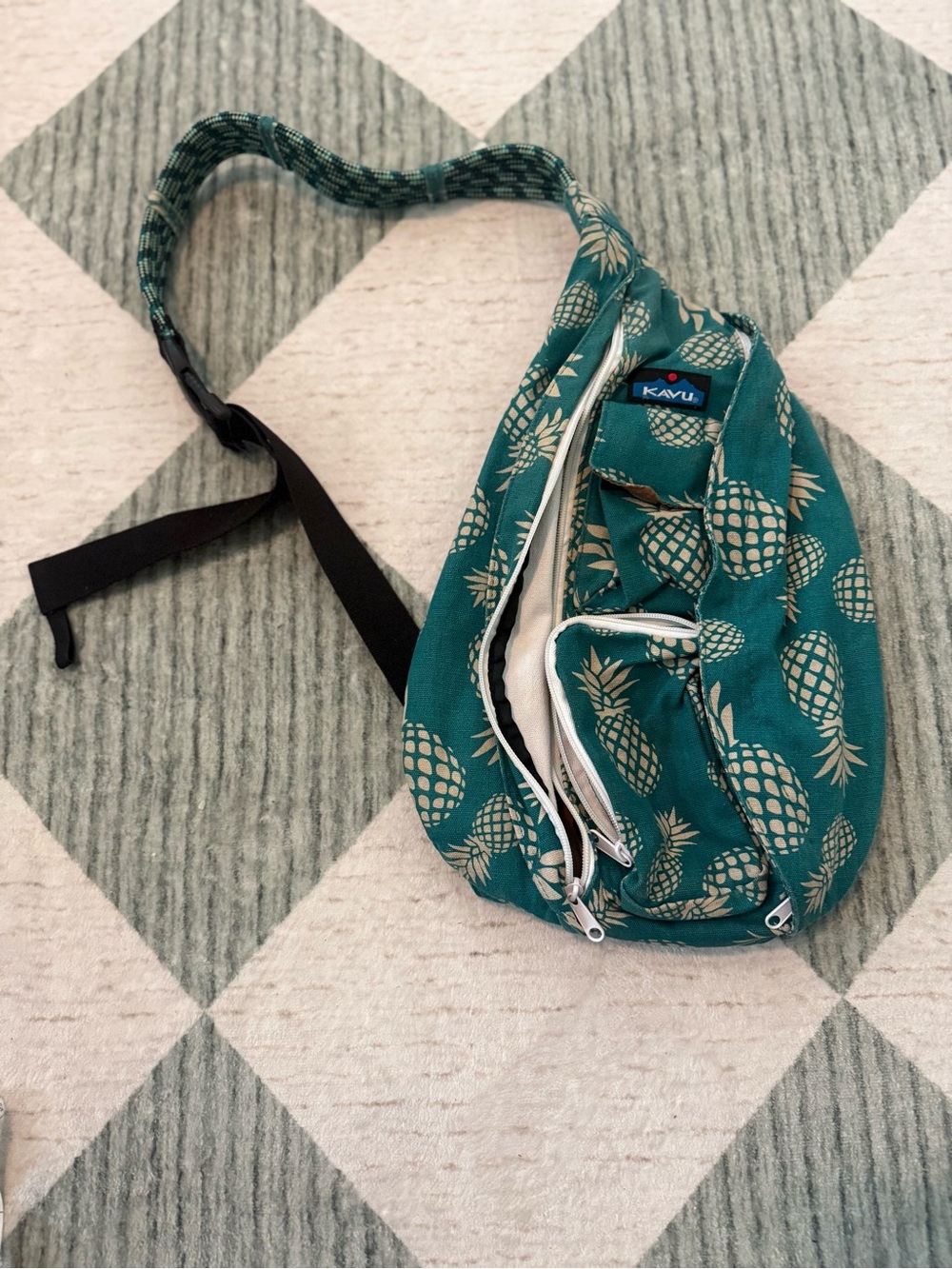 KAVU Rope Sling Bag Teal Pineapple Print Crossbody Backpack